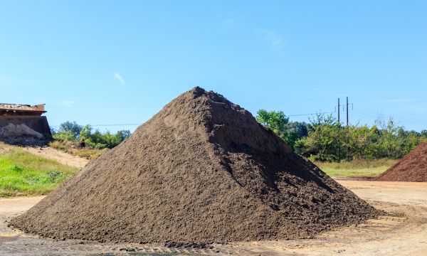 Black Dirt Delivery in Marco Island