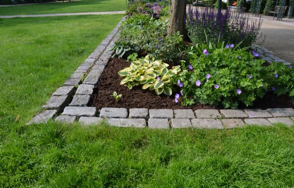 Flower Bed Mulching in Marco Island